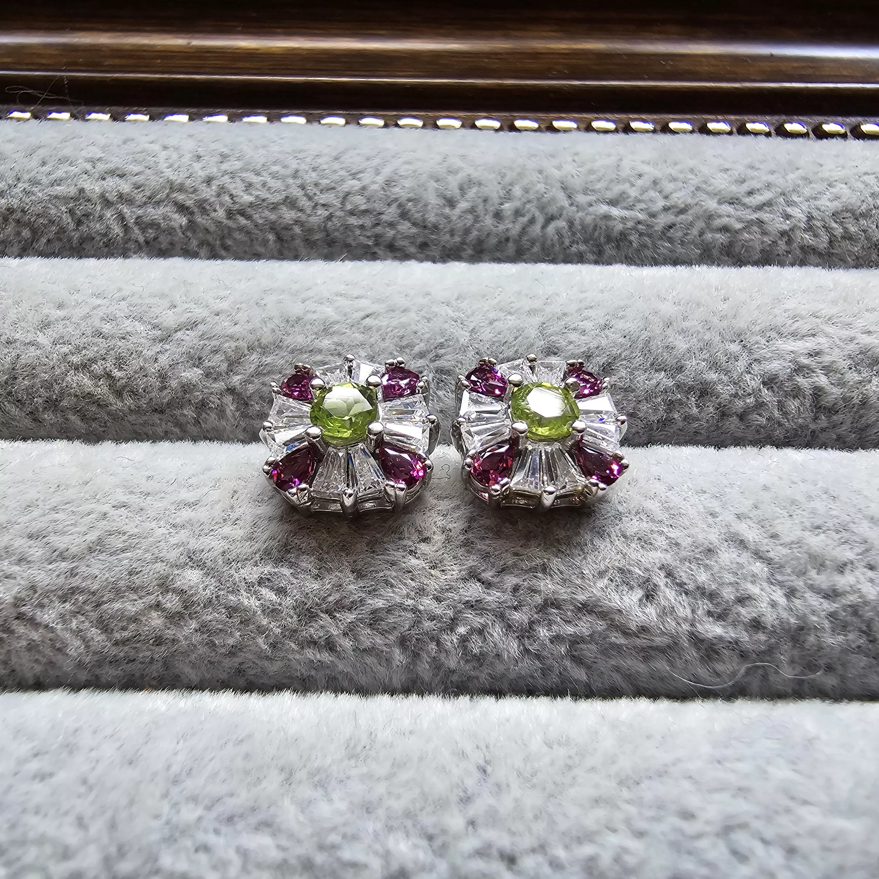 橄欖石＆紫水晶｜S925純銀耳飾｜耳針款