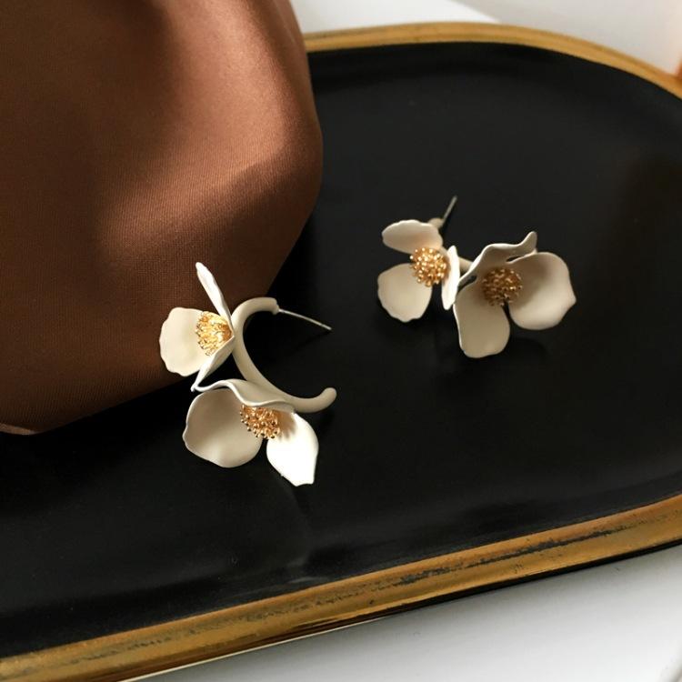 S925銀針森系小清新白色花朵氣質甜美耳釘