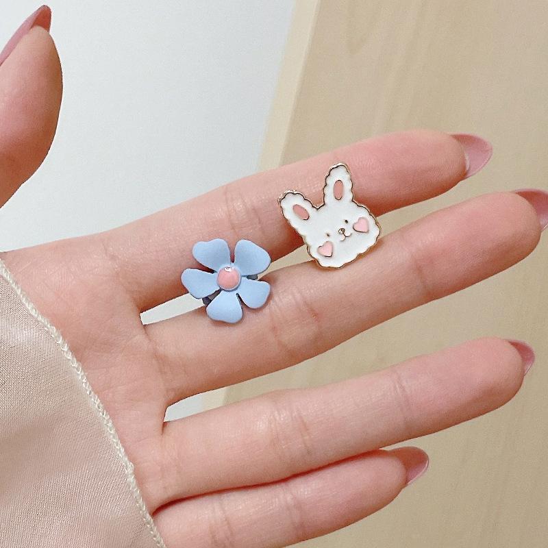 自主設計S925銀針可愛花朵兔子萌趣小清新耳飾2色