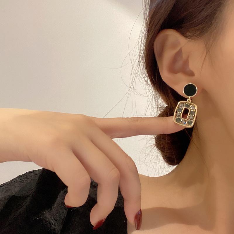 S925銀針日韓風時尚水鑽幾何圖案精緻大氣端莊耳釘