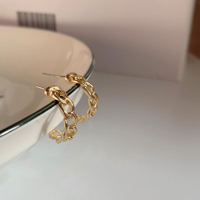 S925銀針日韓風時尚鏤空C字耳釘個性冷淡風格金屬質感耳飾