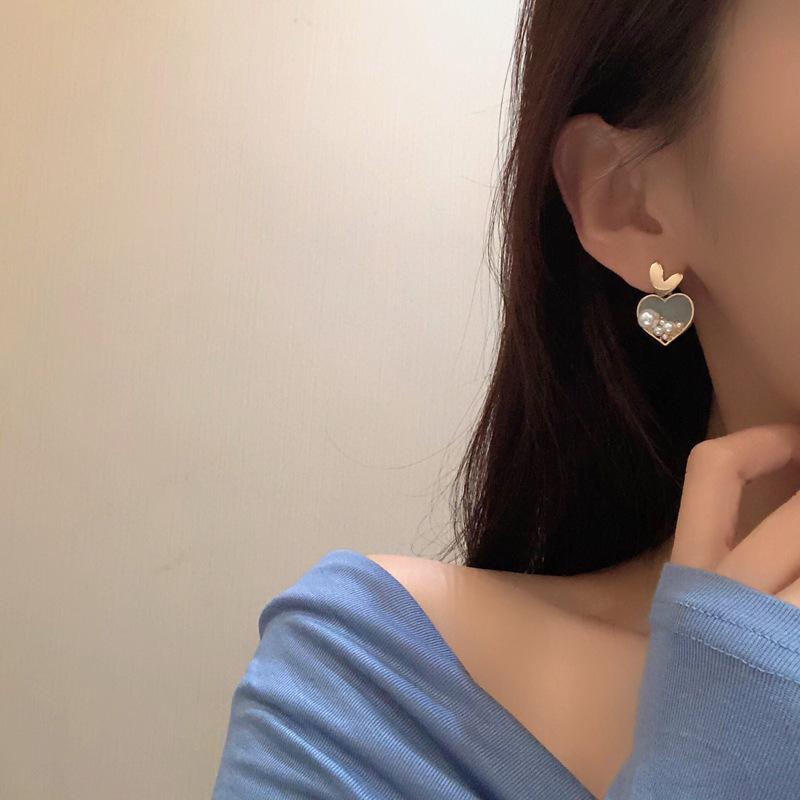 S925銀針愛心珍珠簡約小巧心形少女耳環
