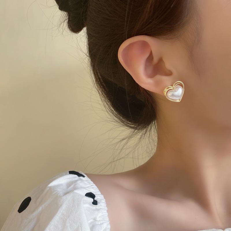 S925銀針時尚個性愛心耳釘小巧設計感耳環