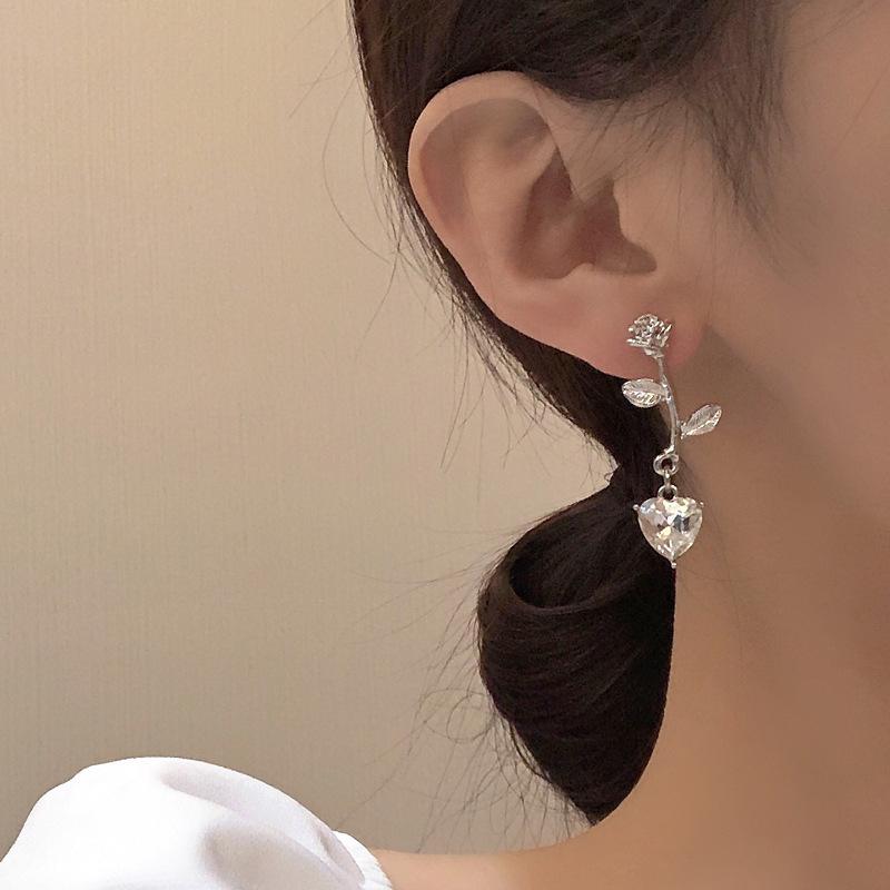 S925銀針網紅小清新銀色花朵愛心設計感耳飾