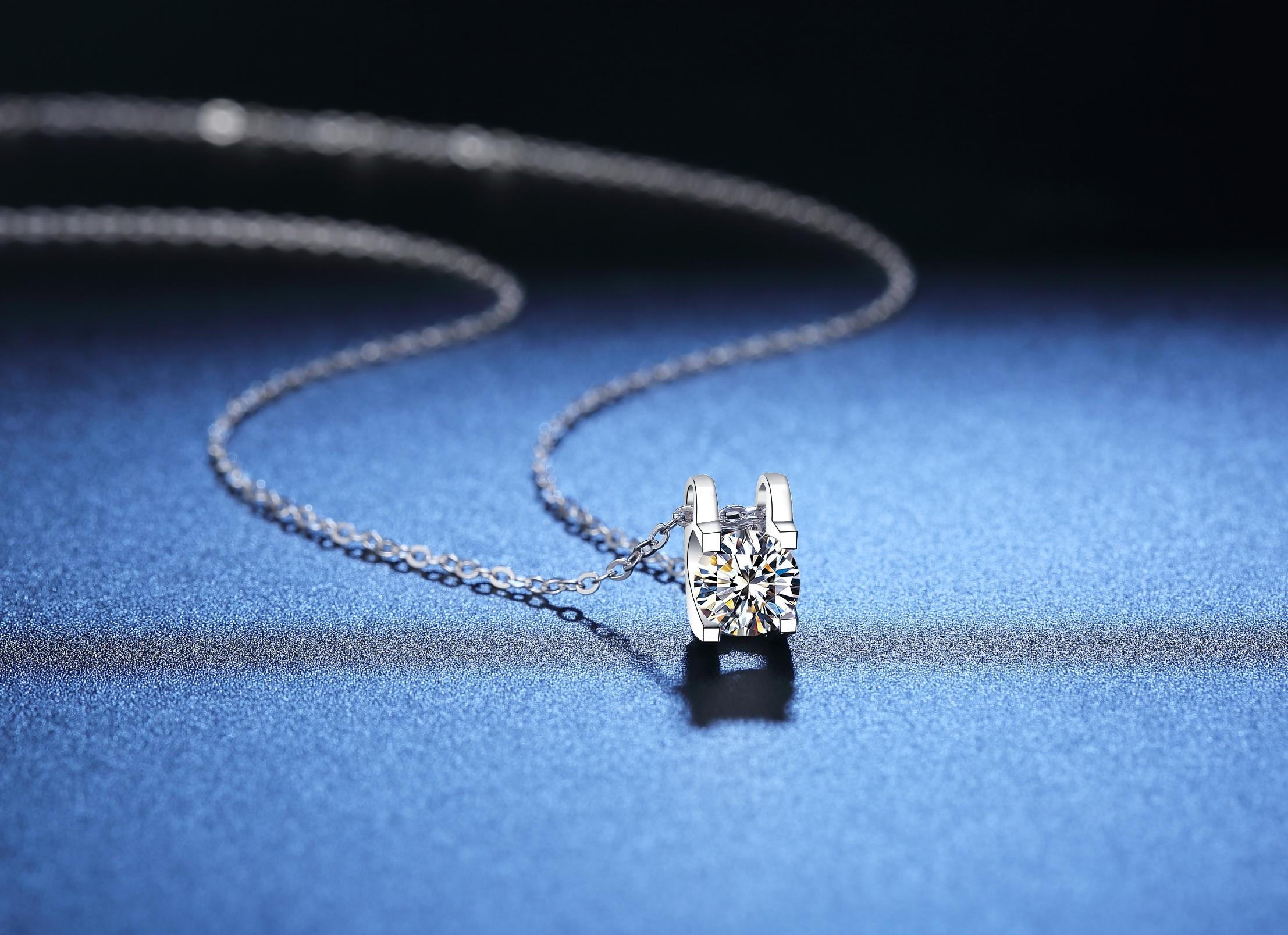 高碳鑽 0.5-2克拉四爪設計鑽項鍊 台北門市 客製化訂製白金