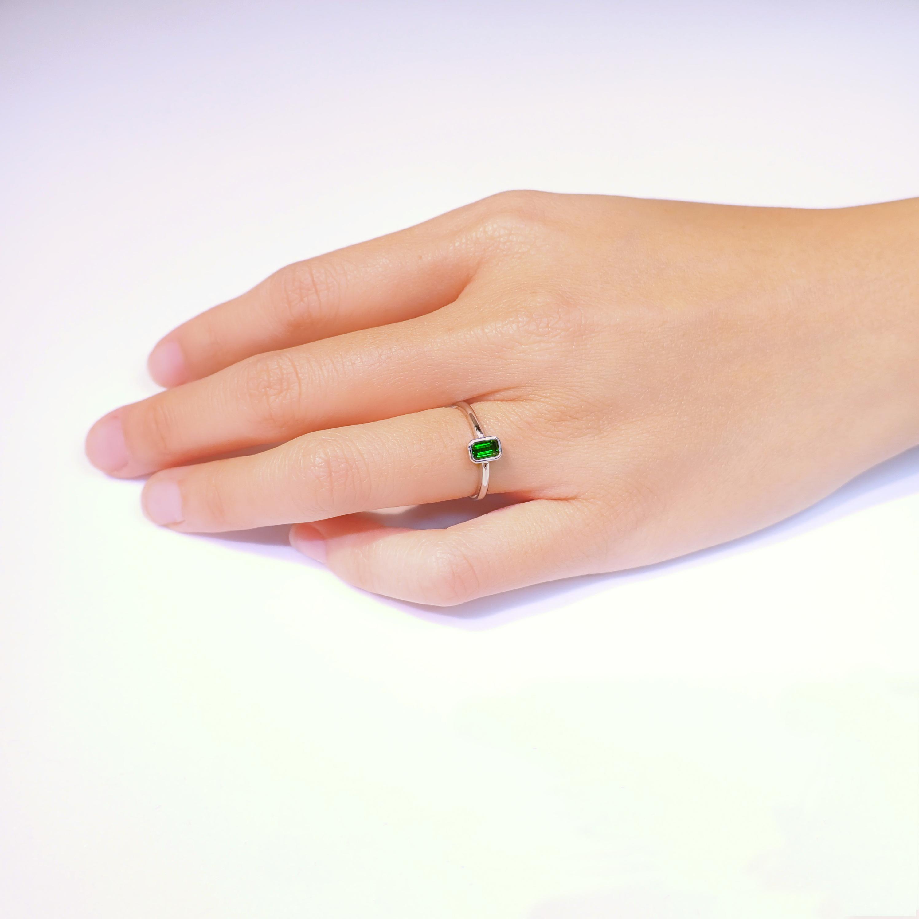 綠透輝石Solitaire祖母綠型車工純銀戒指