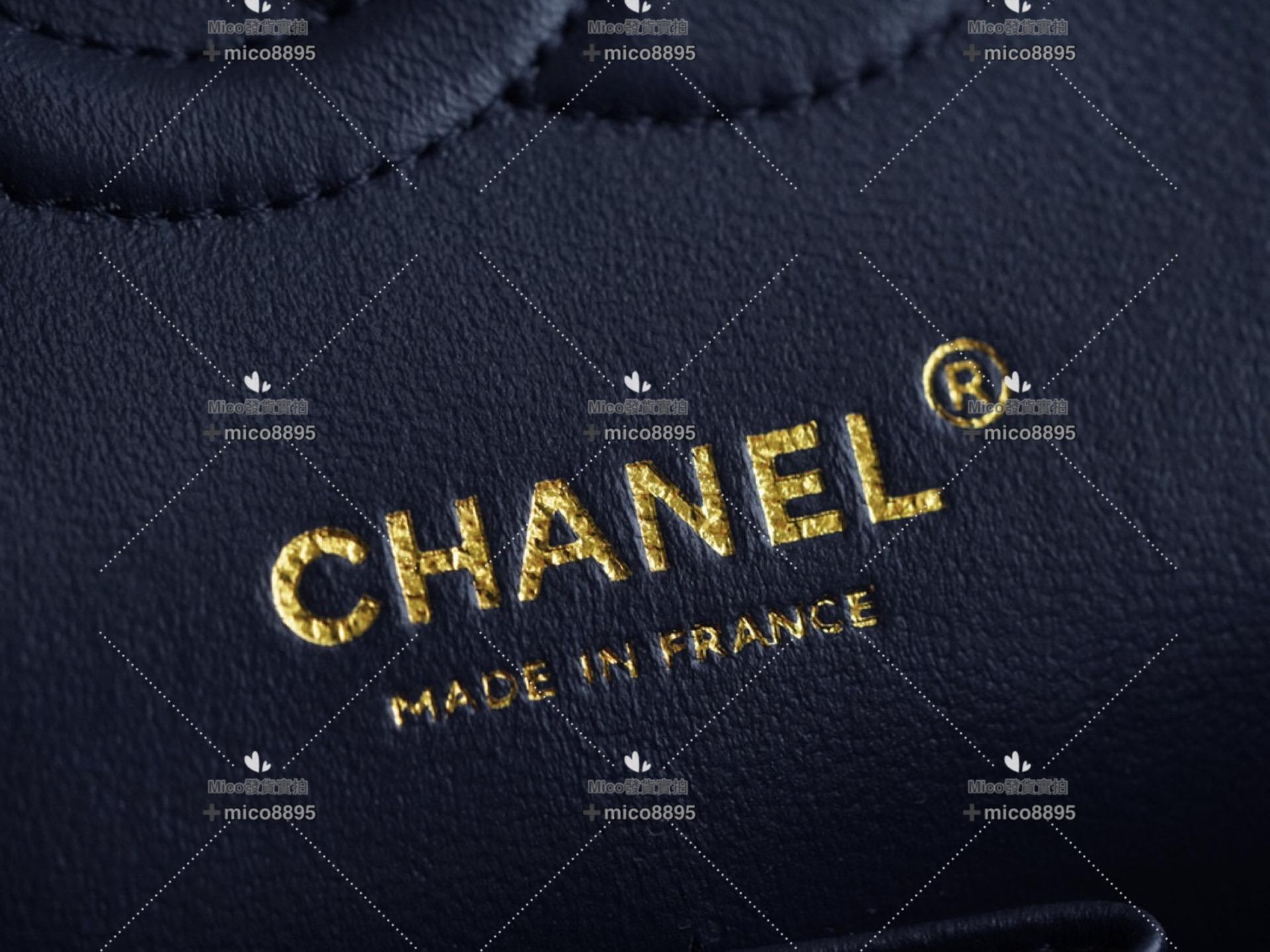 Chanel 𝗖𝗹𝗮𝘀𝘀𝗶𝗰 𝗙𝗹𝗮𝗽 |水洗胎牛 中號 深藍 淡金釦 25cm