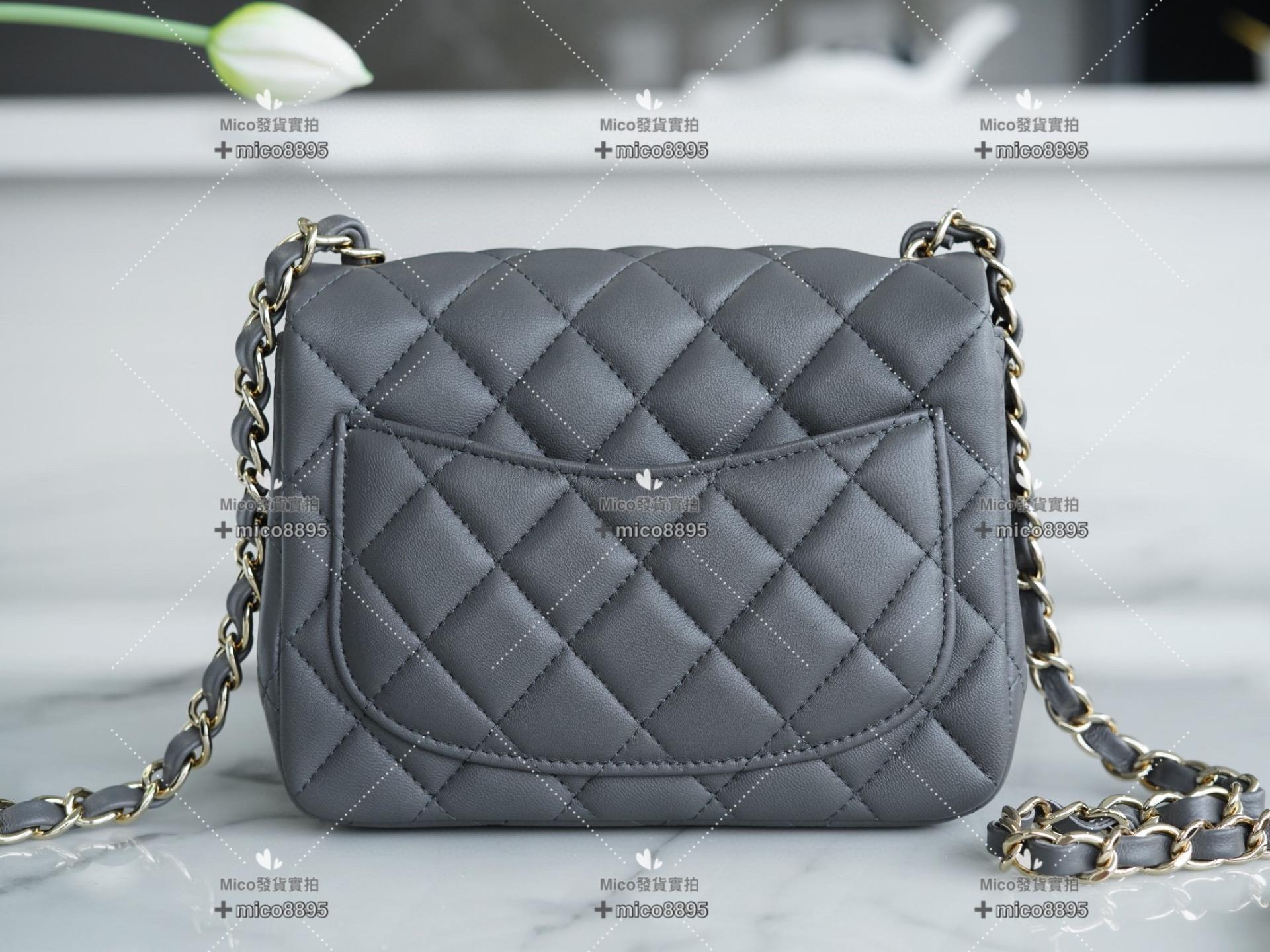 Chanel 「Classic Flap」經典口蓋包 深灰色 方胖子 18cm