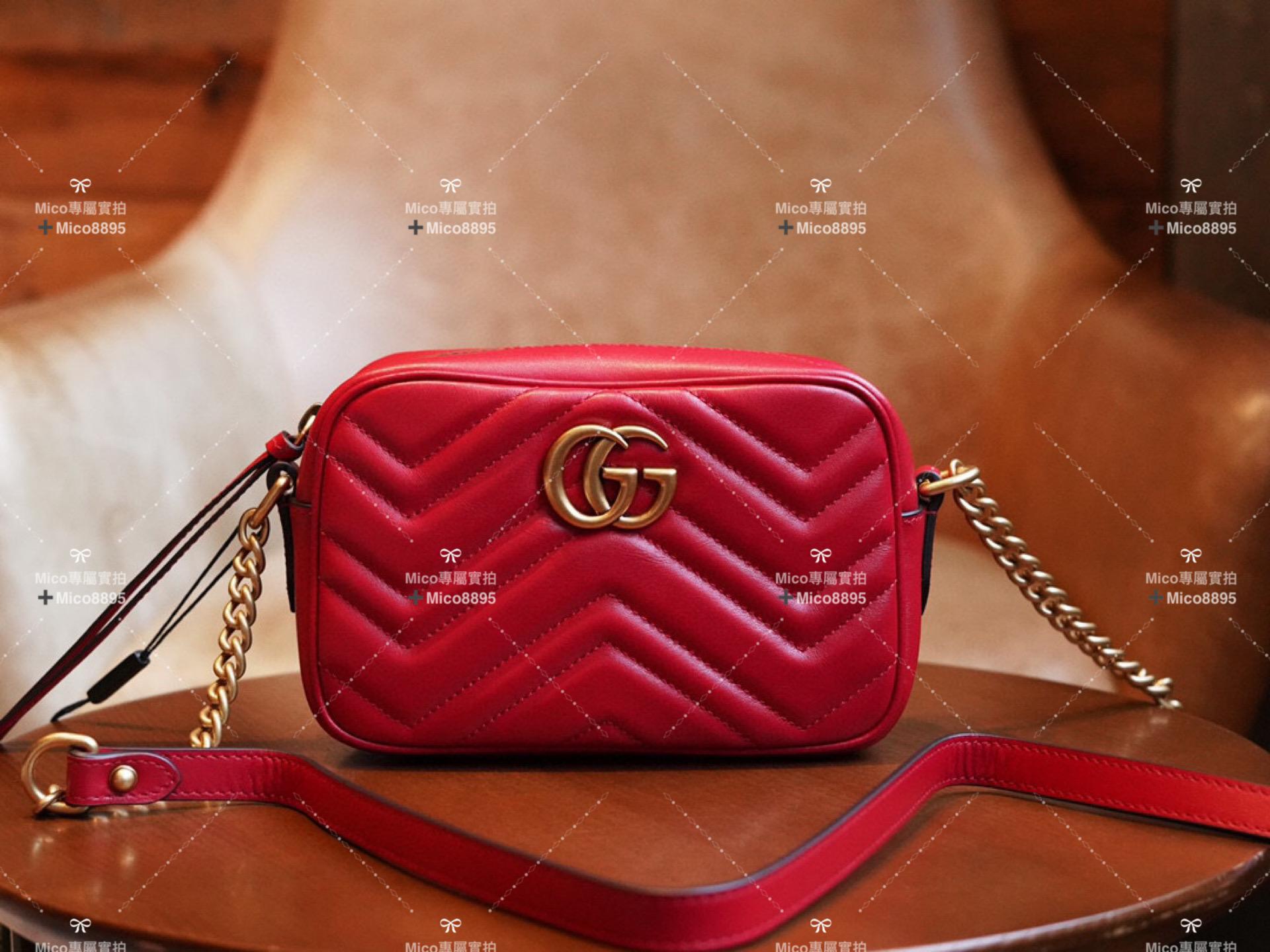 GUCCI GG Marmont系列 紅色牛皮 山字車紋 拉鍊肩背包 18cm