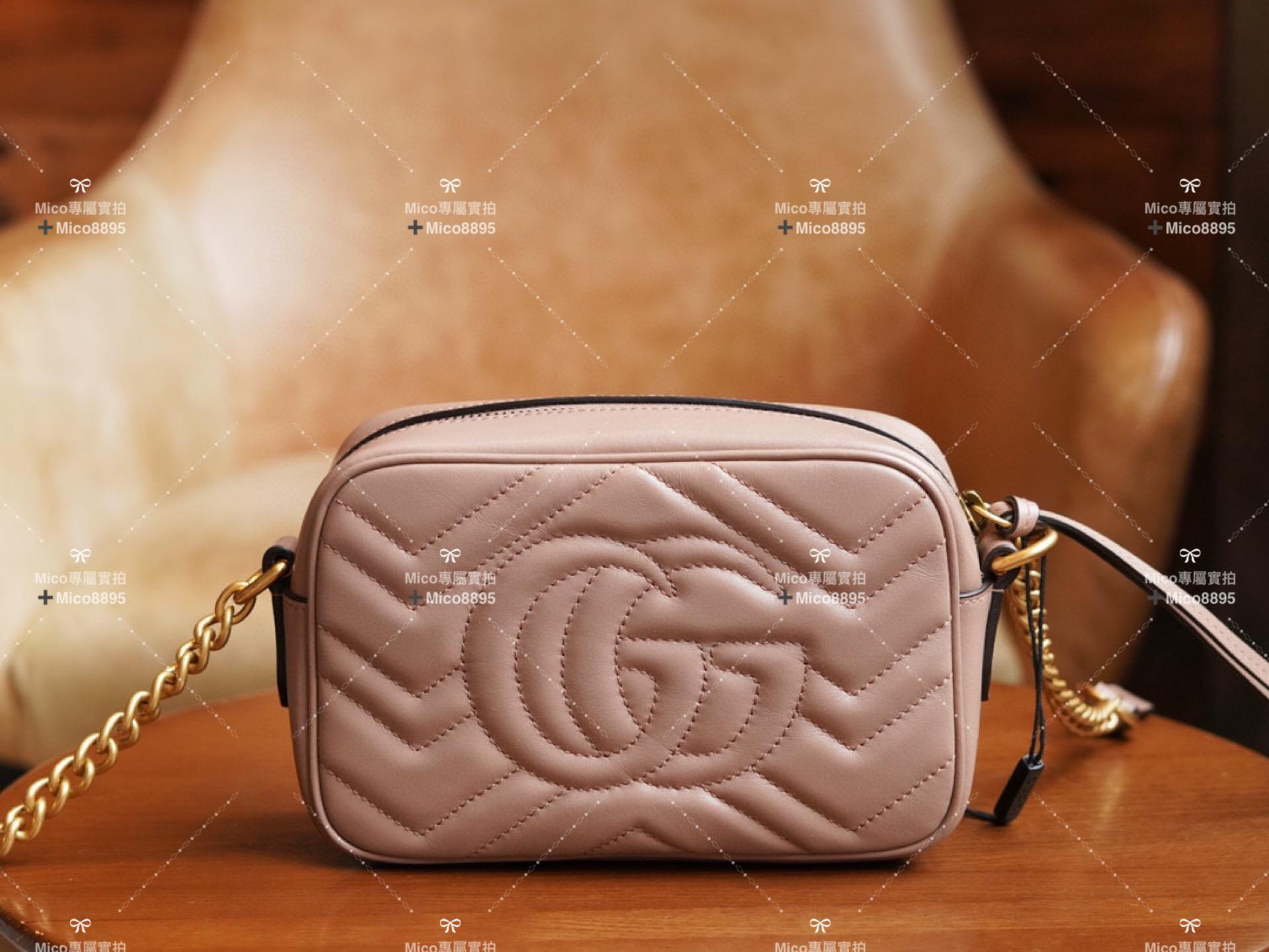 GUCCI GG Marmont系列 奶茶色/牛皮 山字車紋 拉鍊肩背包 18cm