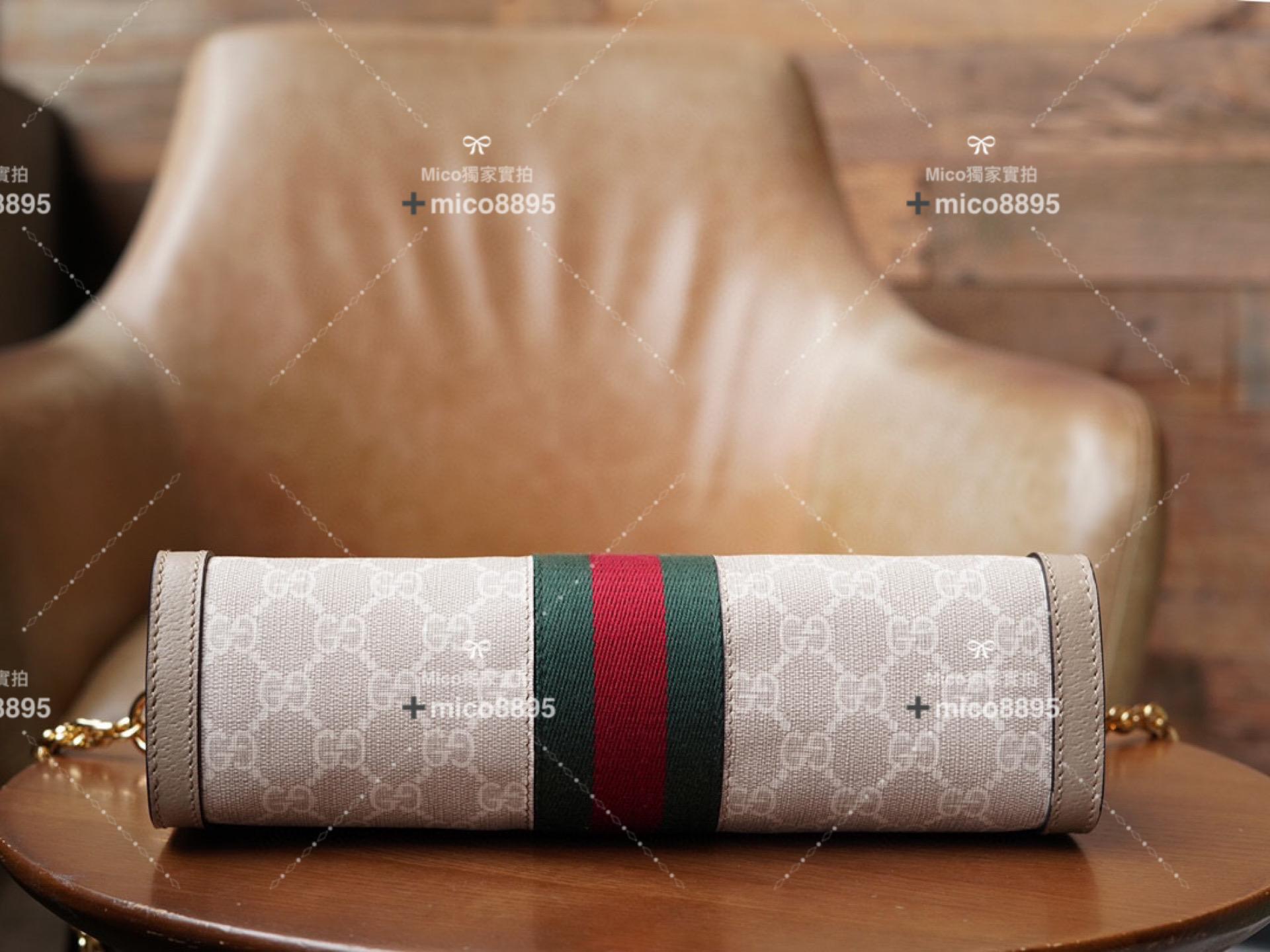Gucci 經典𝐎𝐩𝐡𝐢𝐝𝐢𝐚系列 小號信封包 氣質燕麥色/經典帆布 26cm