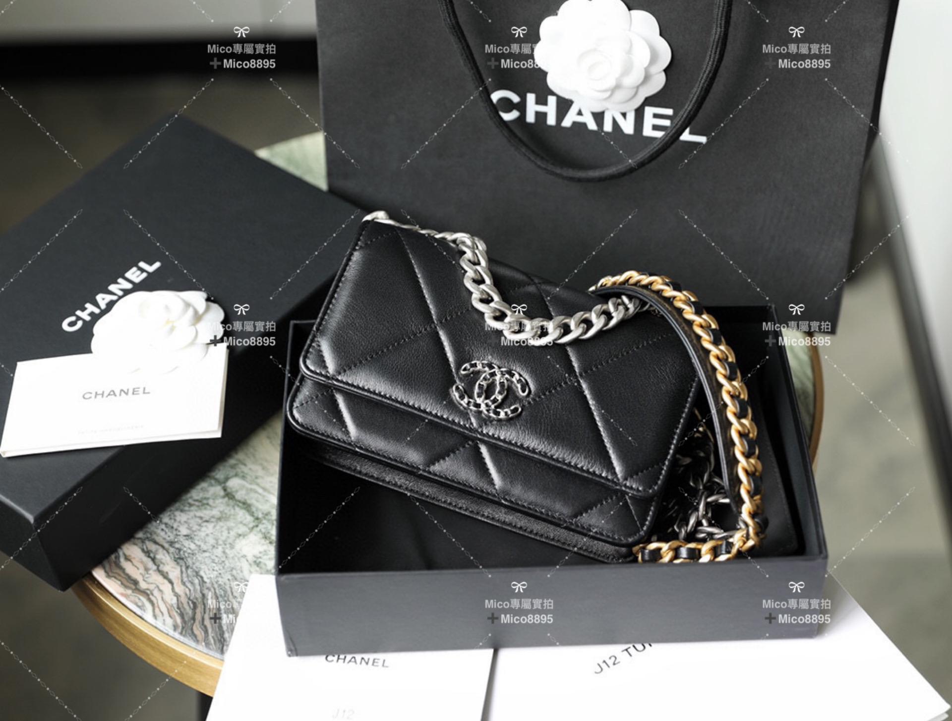 Chanel 22早春款 黑色銀釦 19系列WOC 斜挎錢包