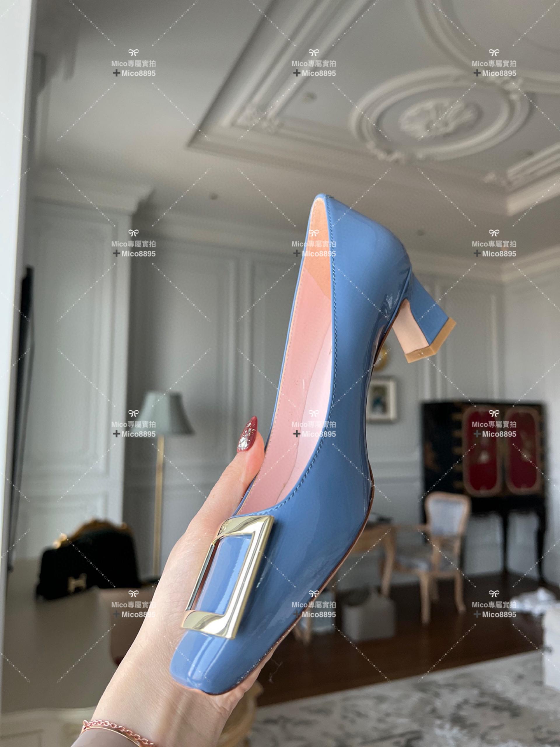 Roger vivier 淺藍色/經典款中跟 喇叭跟 漆皮高跟鞋 跟高4.5cm 碼數35-39