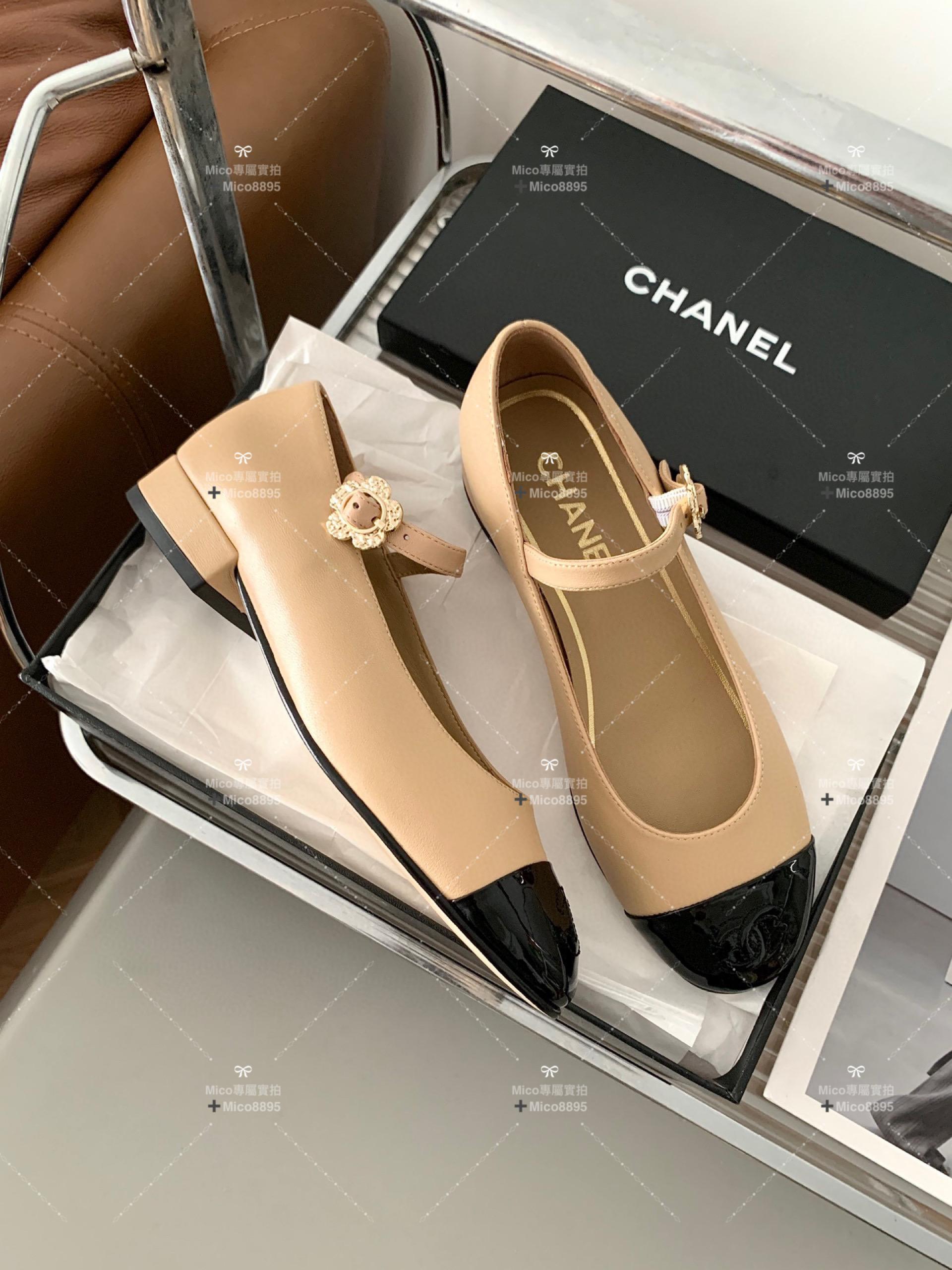 Chanel 杏色小牛皮 側邊小花釦 瑪莉珍平底鞋 繫帶鞋 娃娃鞋