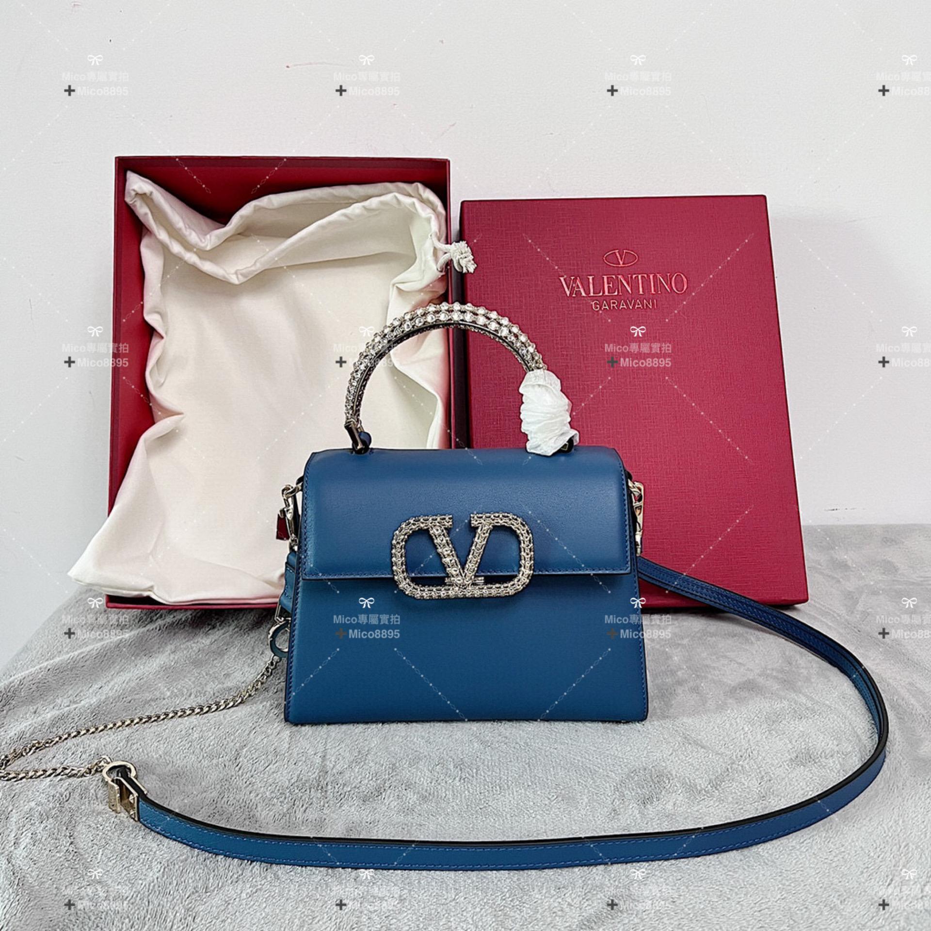 Valentino VSLING小號 海洋藍 大V釦 水晶裝飾小牛皮手袋 22cm