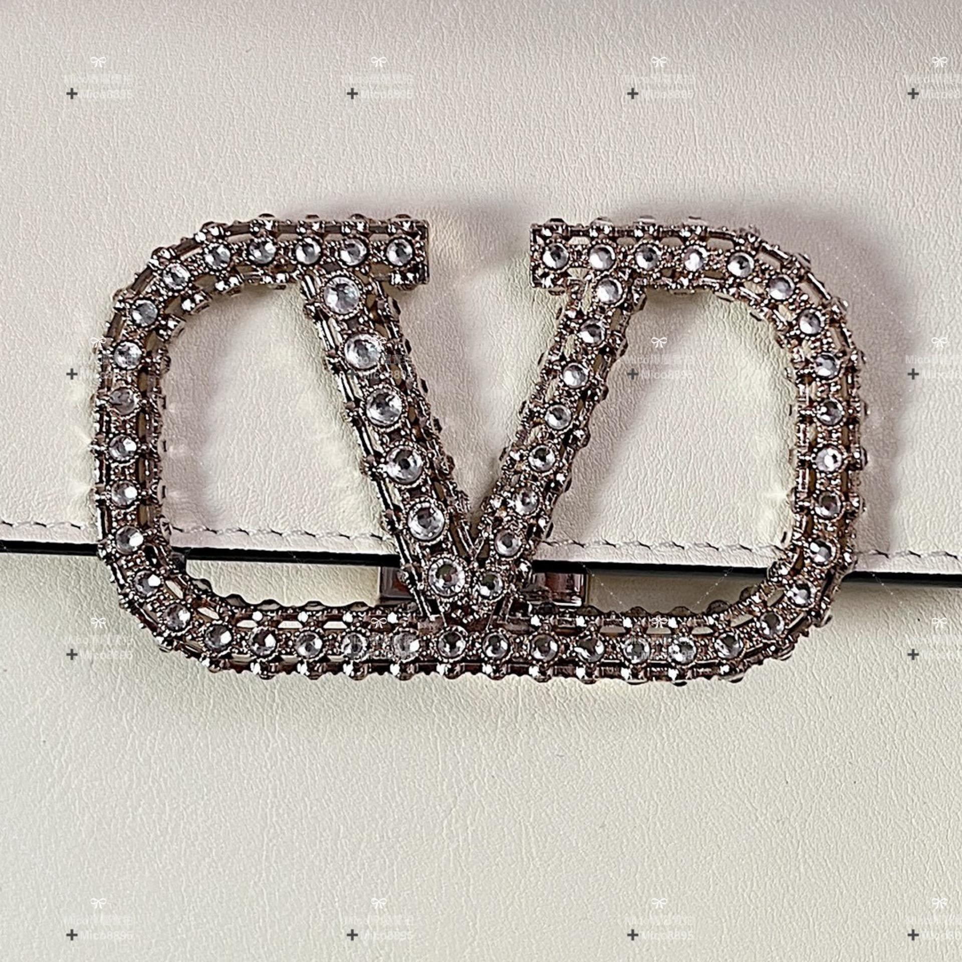 Valentino VSLING小號 奶油白大V釦 水晶裝飾小牛皮手袋 22cm