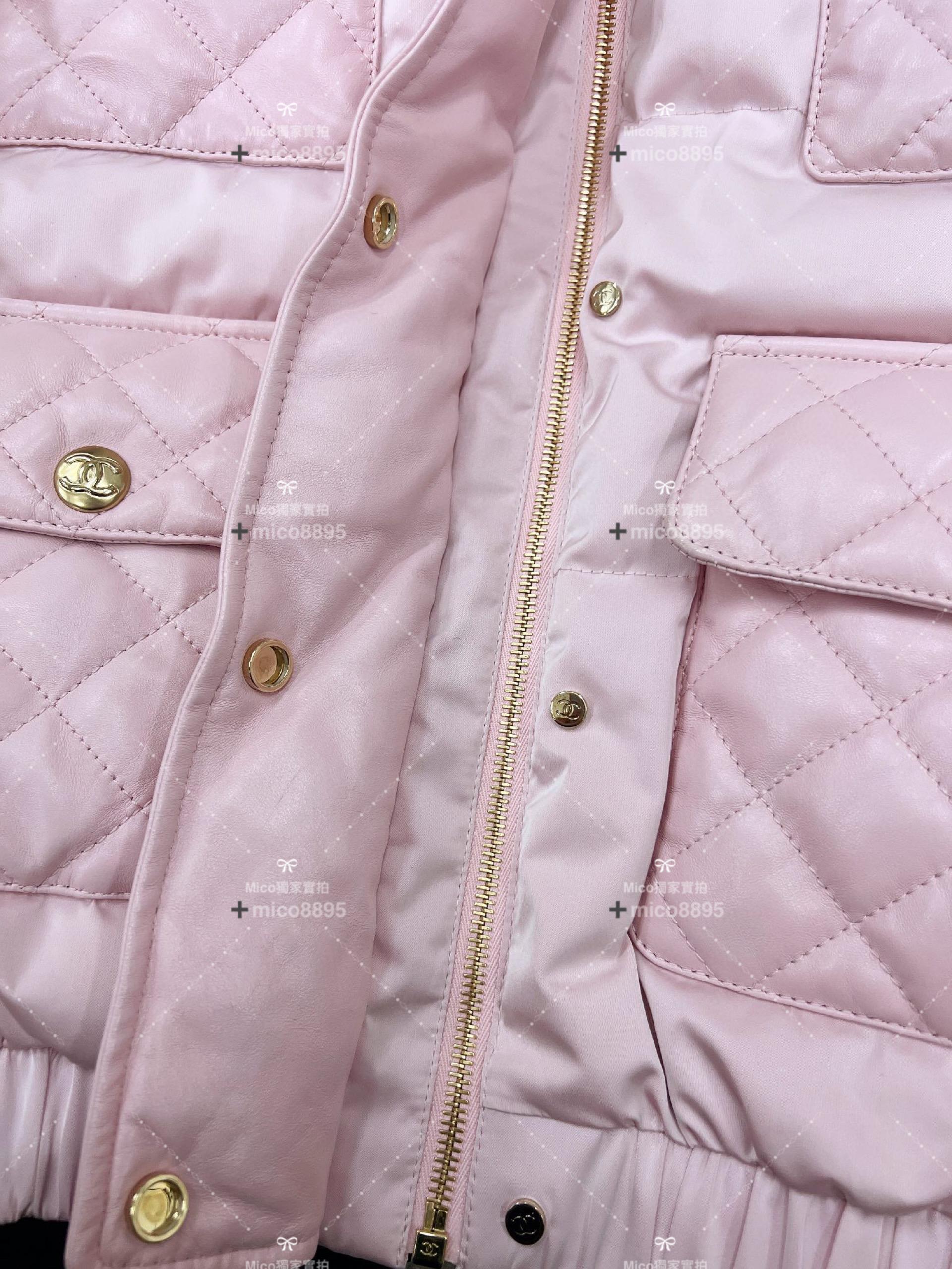 Chanel Coco Neige系列 綿羊皮羽絨服 粉色 尺碼36、38、40