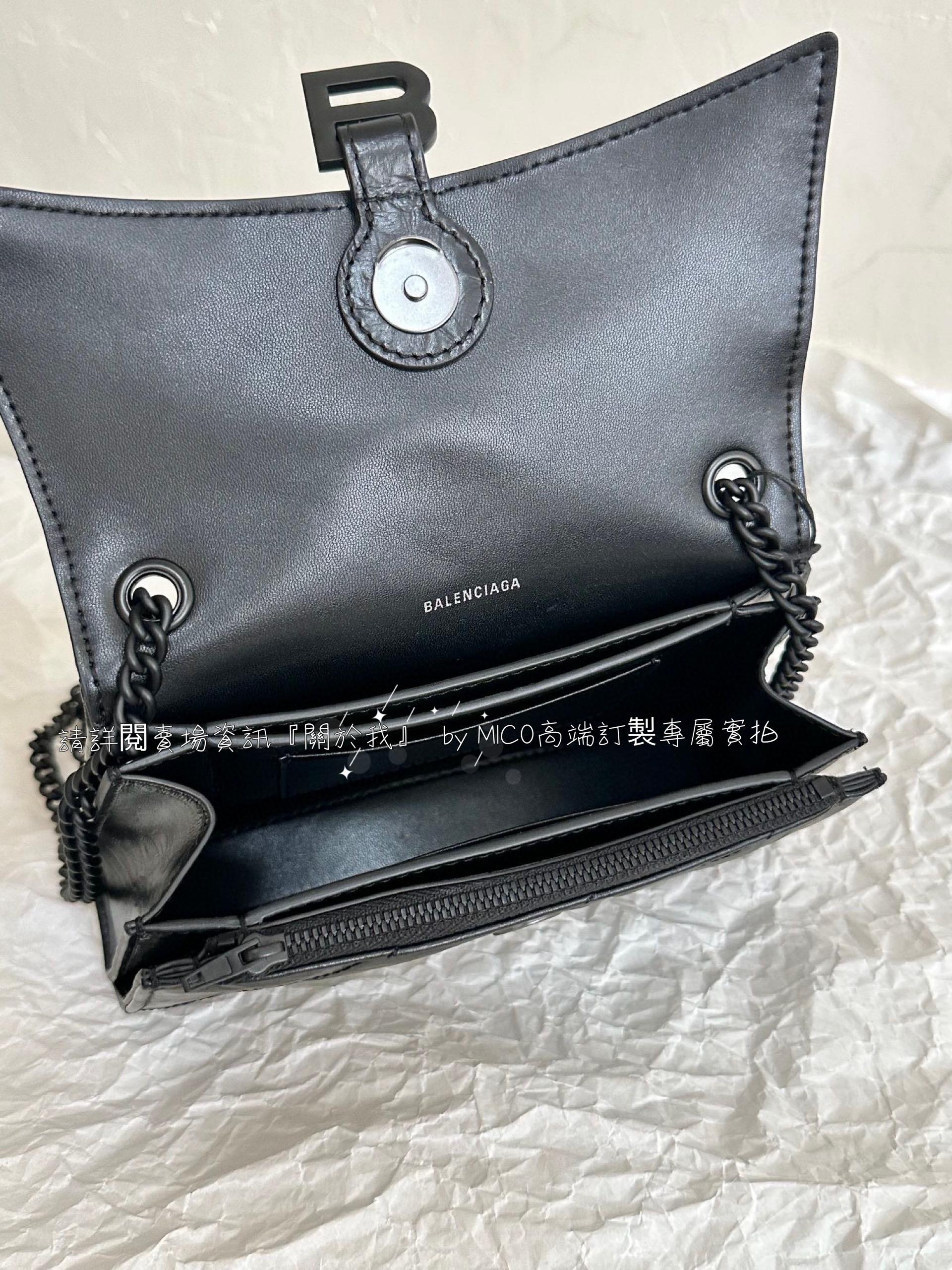 BALENCIAGA Crush XS Chain Bag All Black 沙漏包 尺寸21.8×9.9×4.8cm