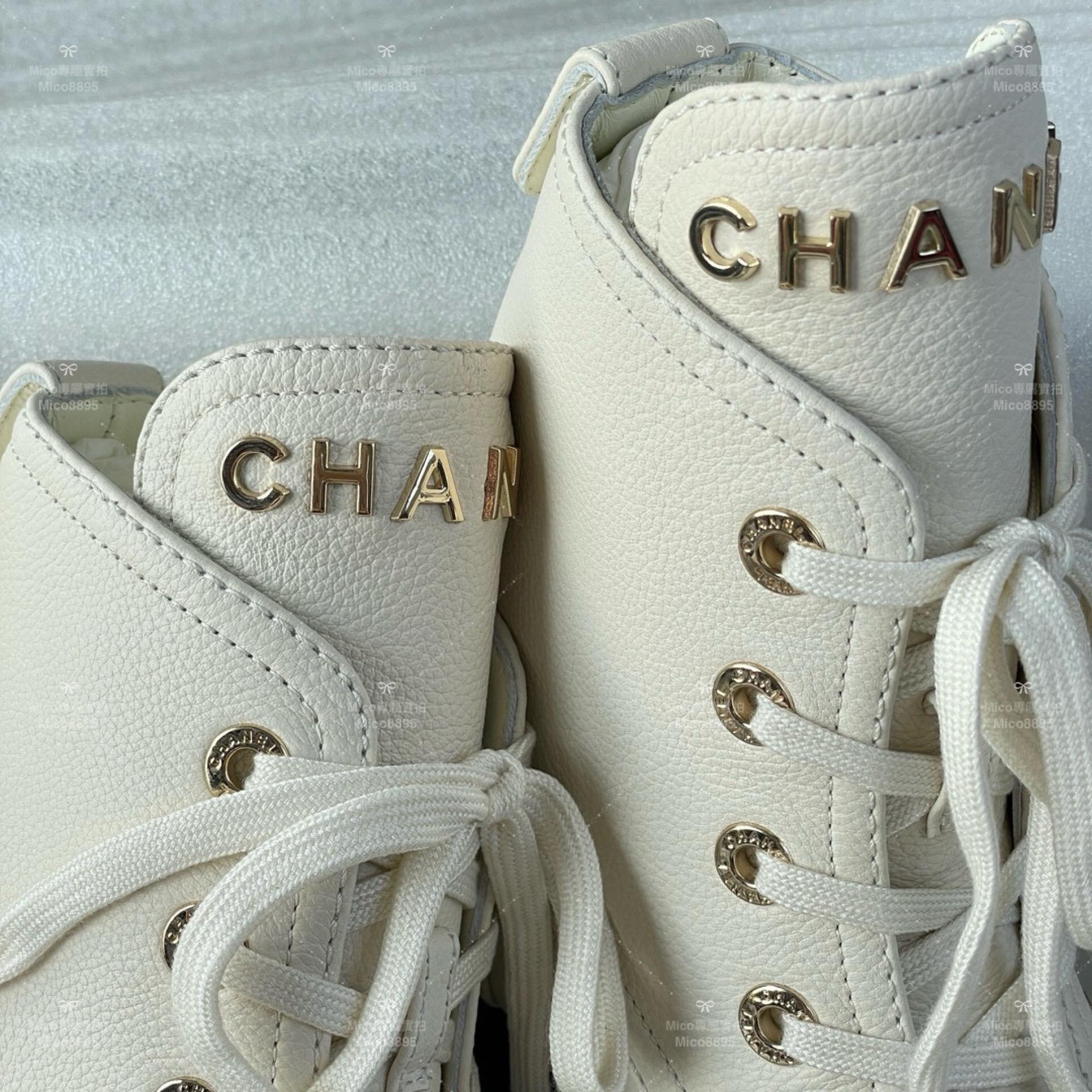 Chanel 23B 厚底繫帶馬丁靴/白色荔枝紋小牛皮/ 底厚5cm SIZE 35-39(可訂製40）