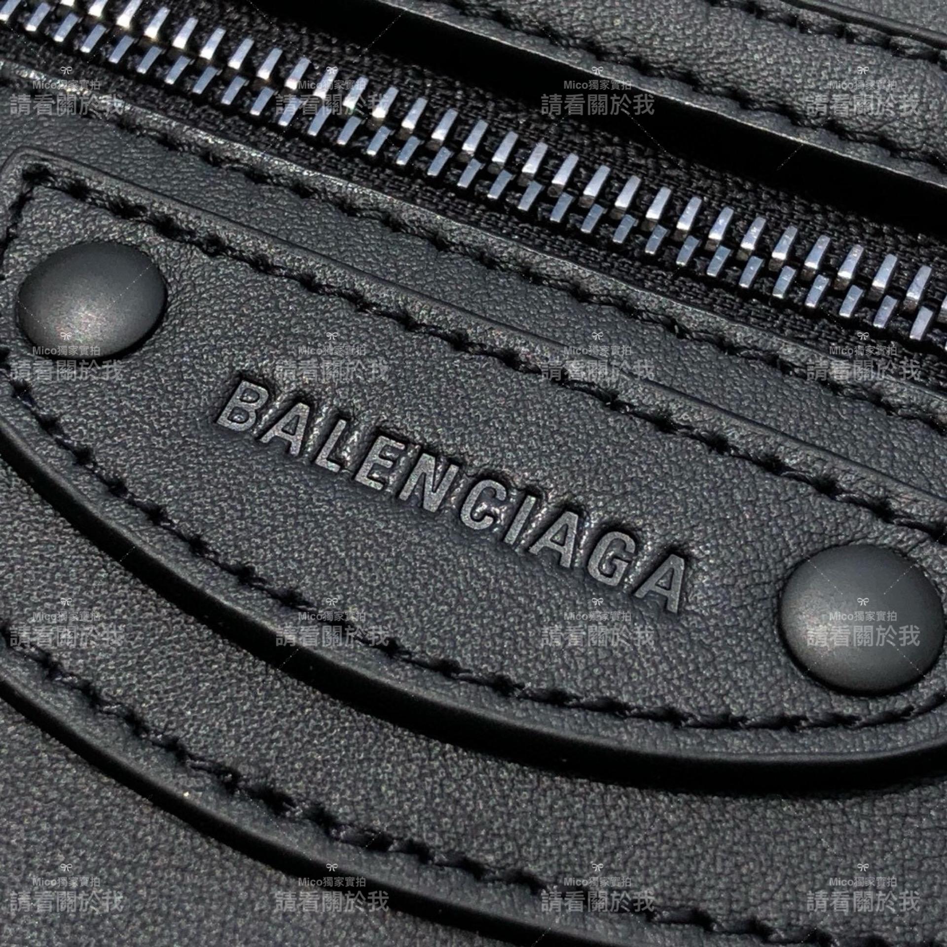 Balenciaga(巴黎世家) 中號 黑色平紋牛皮/黑釦 Neo Classic 機車包 33cm