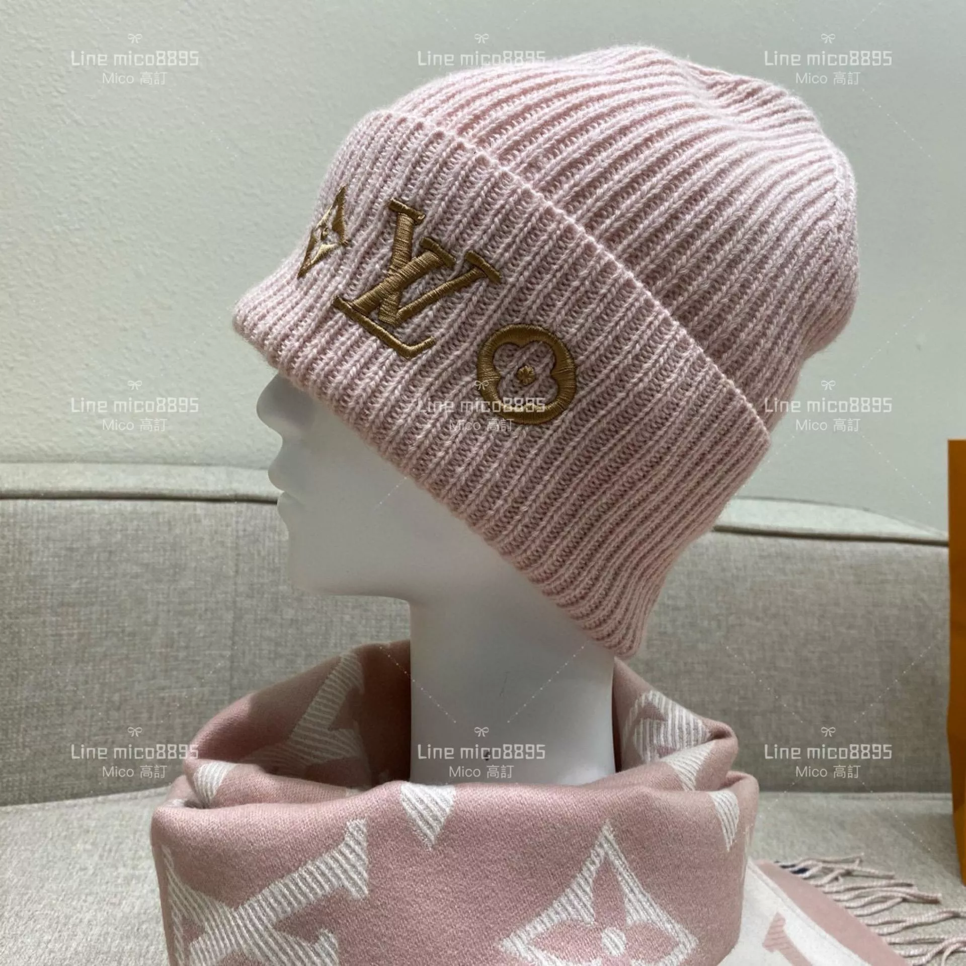LV 粉色 綿羊毛 花卉刺繡冷帽 毛帽