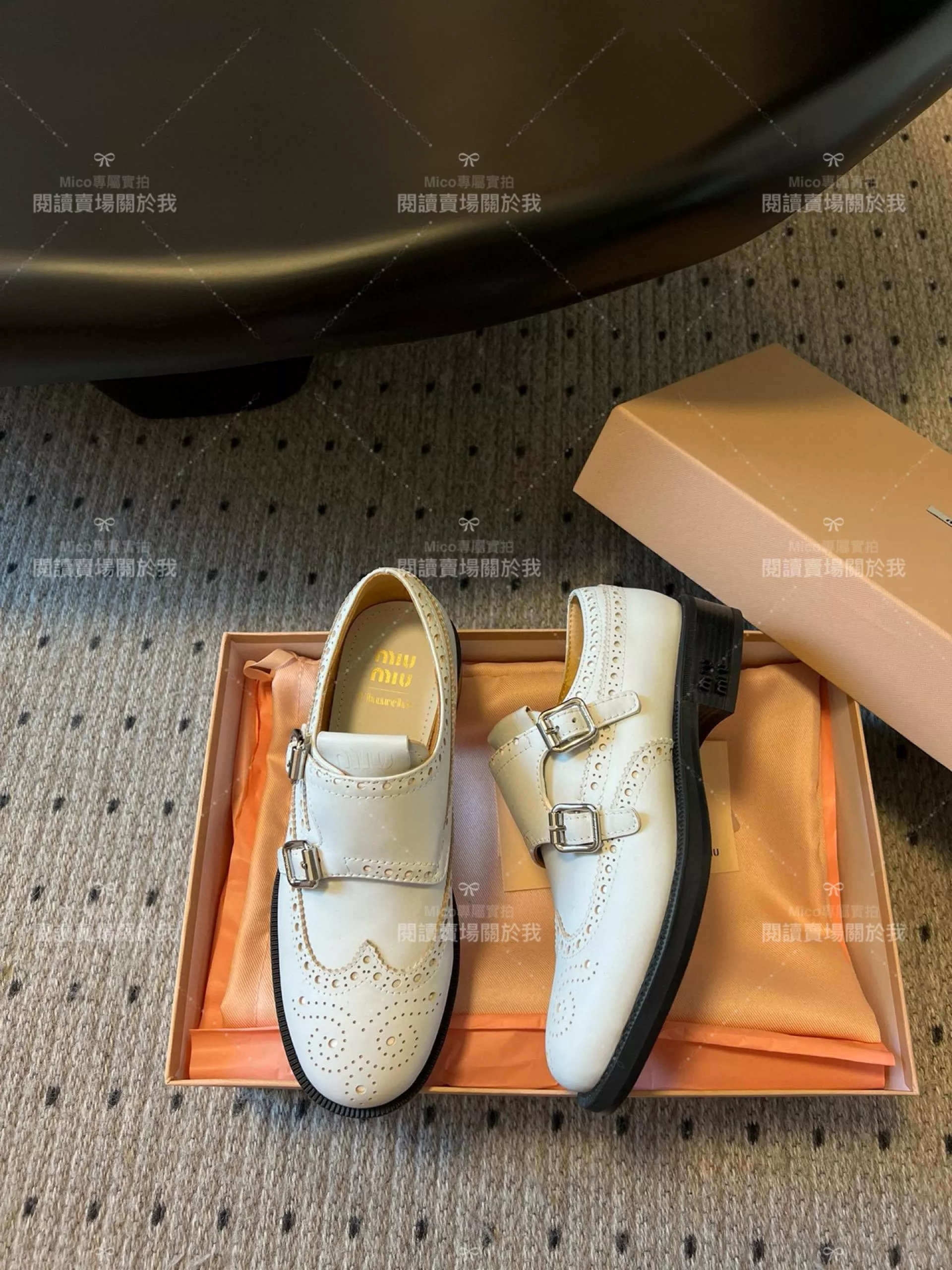 Miumiu x Church‘s 聯名款 擦色白 英倫風雕花德比鞋 皮鞋 紳士鞋 35-40