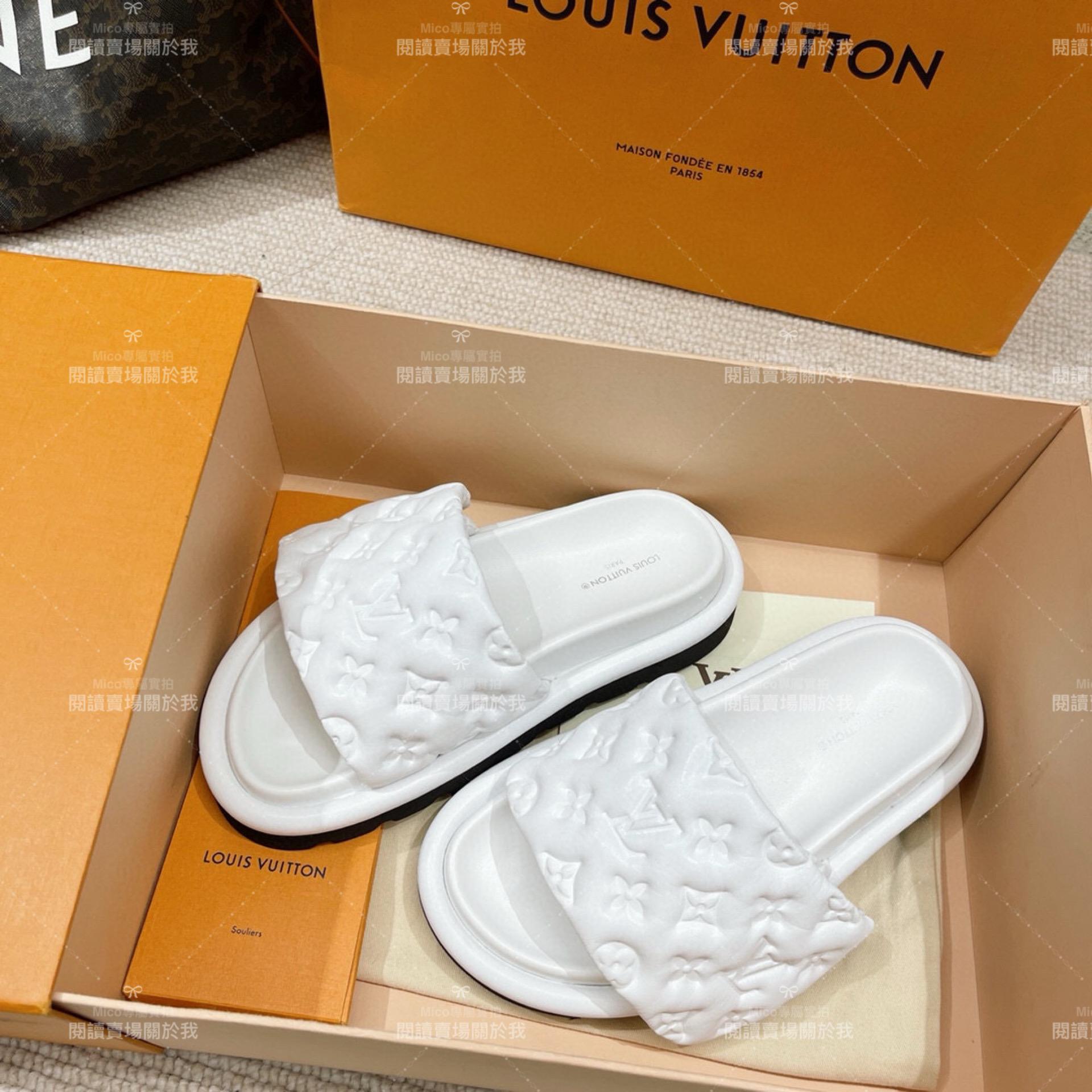 LV  Louis Vuitton ｜Pool Pillow Comfort 必入系列 白色魔術貼壓紋拖鞋 女鞋 35-41