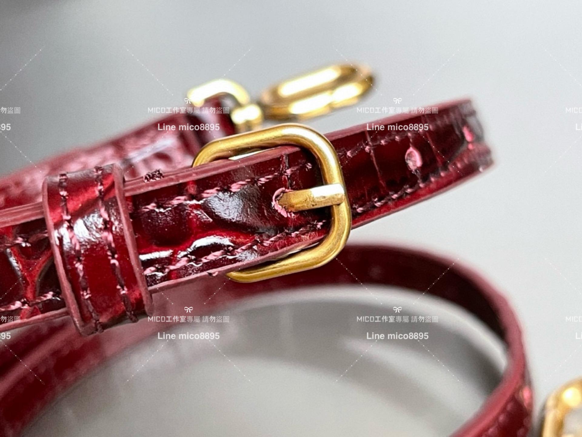 Balenciaga 酒紅金釦 鱷魚壓紋皮革 搭配小羊皮內裏 沙漏包 XS 19cm