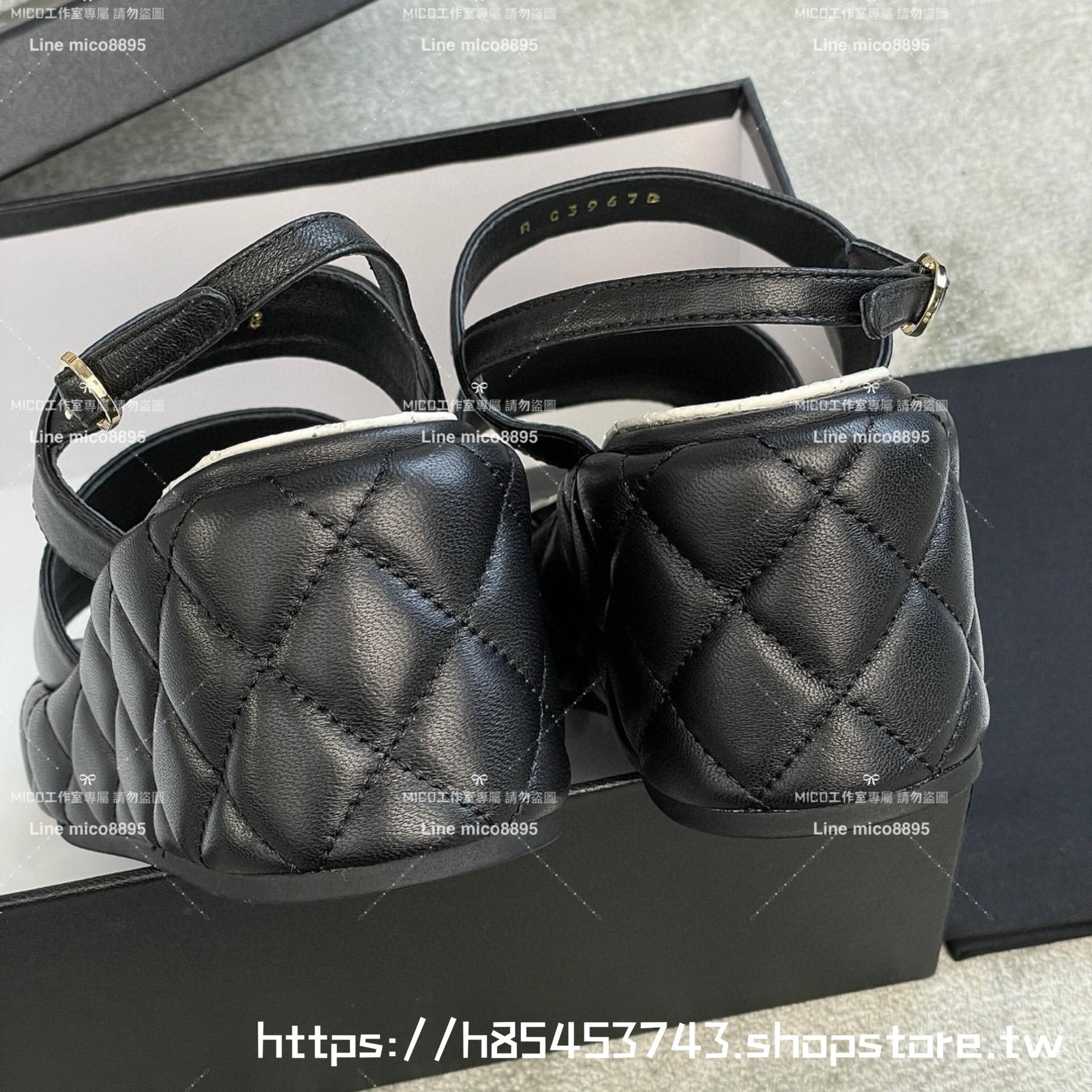 CHANEL 小香 黑色羊皮鞋面 復古坡跟一片式楔形涼鞋 7cm  35-40