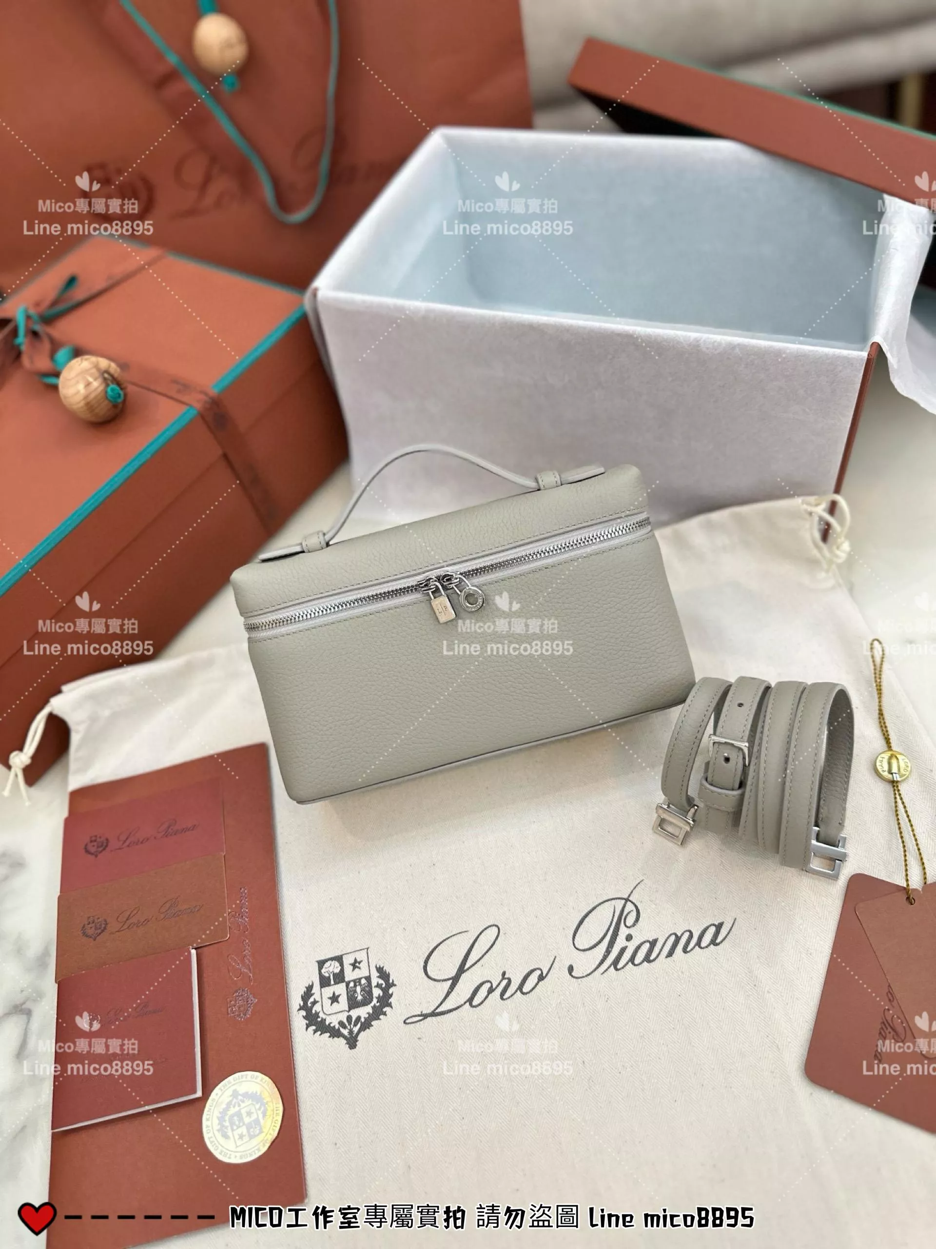 Loro Piana Extra Poket L19 飯盒包 珍珠灰/銀釦 小牛皮 19cm