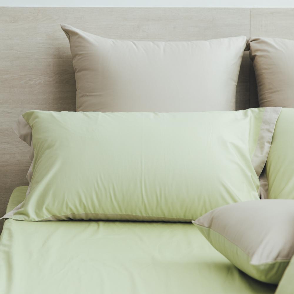 60支紗精梳棉／朵朵奶昔✧春夏涼被+床包枕套組-玄米綠+灰綠