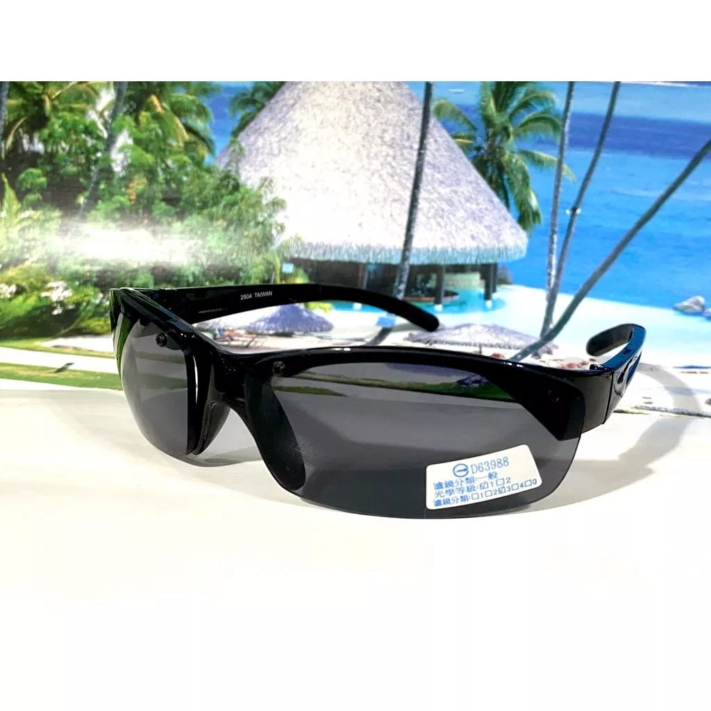 經緯度鐘錶 太陽眼鏡 中性小款 日韓影星 男女時尚 雜誌首推 孩童 夏季必備 運動休閒 UV400 台灣製造 2504