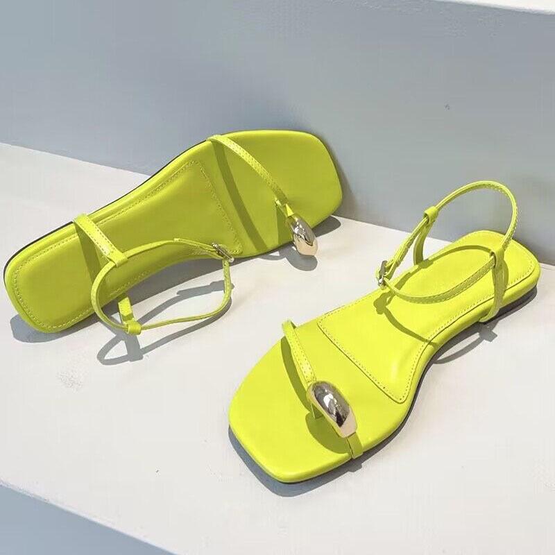 DANDT 2023夏季新款MD女鞋方頭羊皮金屬裝飾夾腳平底細帶簡約涼鞋(23 JUN SIN) 外銷女鞋