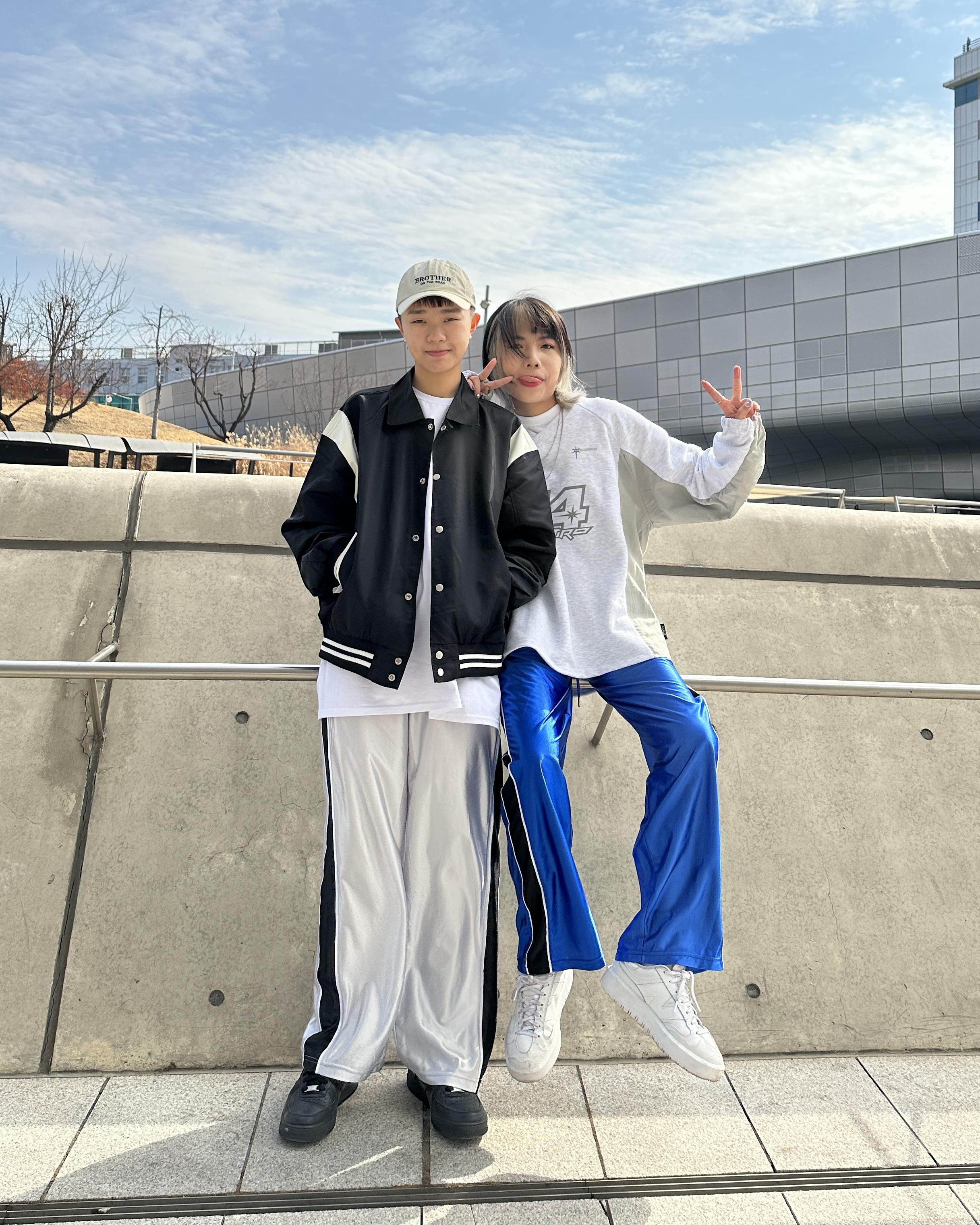 Korea Y2K緞面運動褲 (藍/白銀)